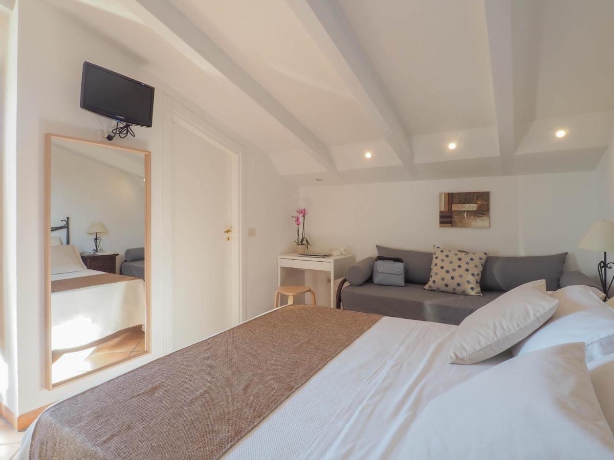Residence E B&B Villamirella ปาลีนูโร ภายนอก รูปภาพ