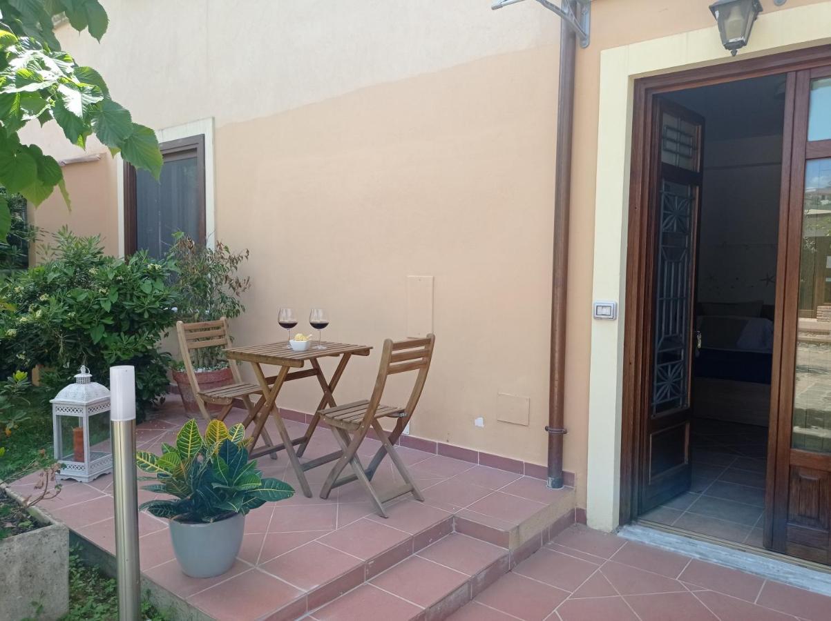Residence E B&B Villamirella ปาลีนูโร ภายนอก รูปภาพ